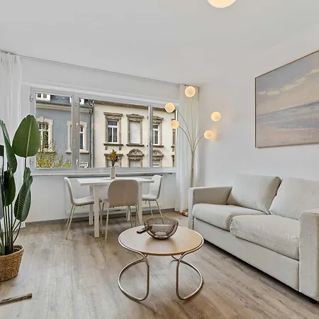 Modern In Luxemburgo