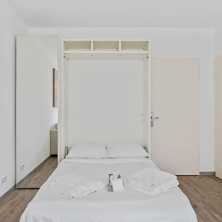 Modern In *